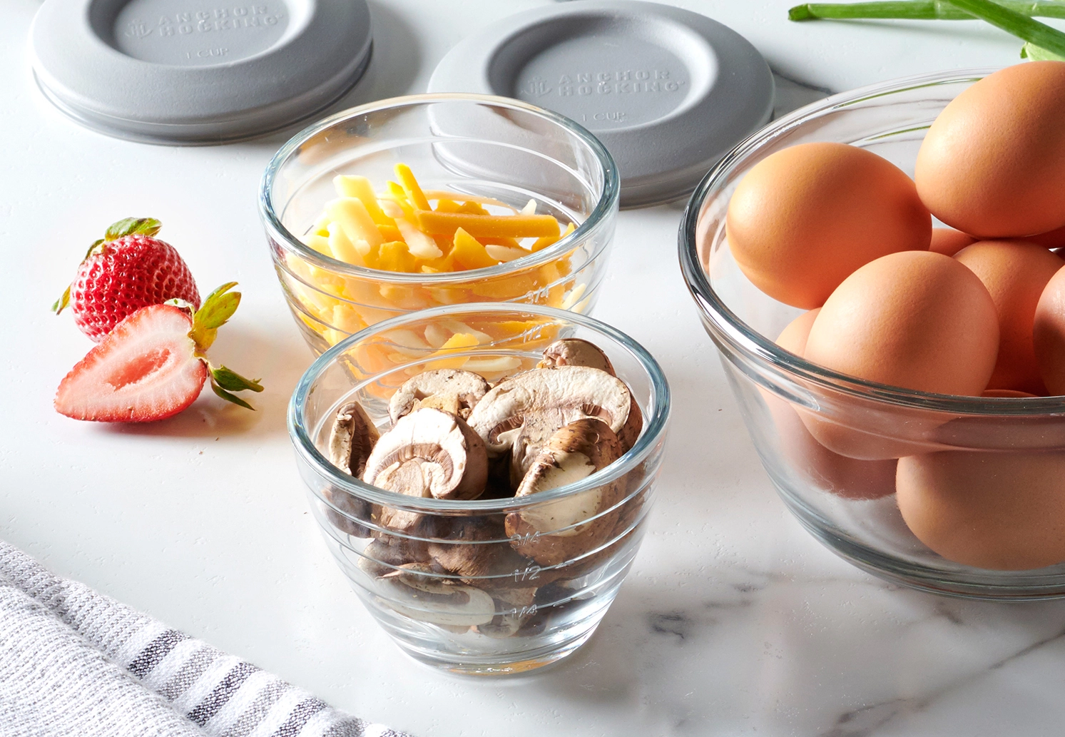 5 Must Haves For The Perfect Pantry Breakfast - 4 in 1 Prep Bowls by Anchor Hocking