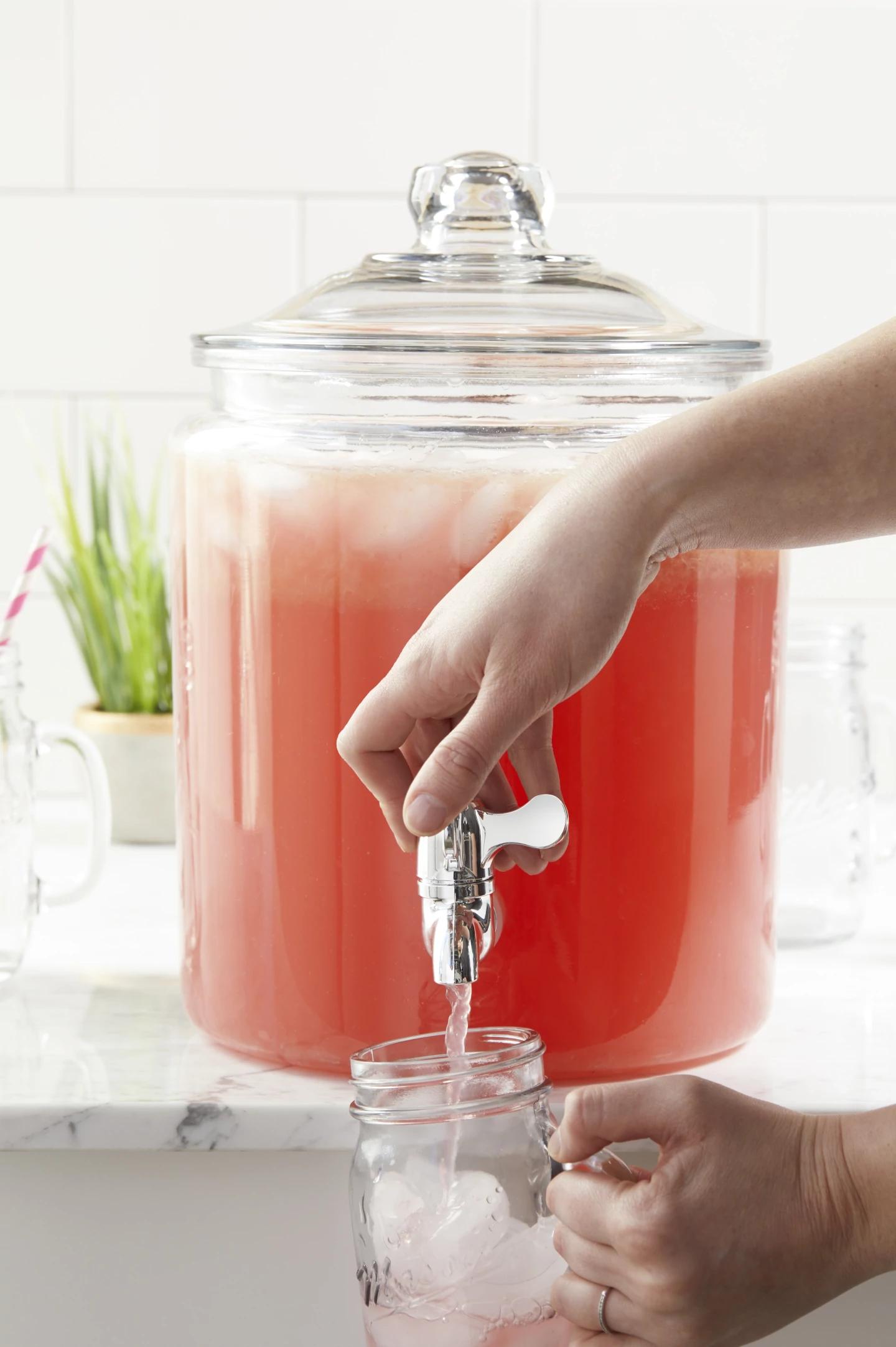 Anchor Hocking Carafe with Lid